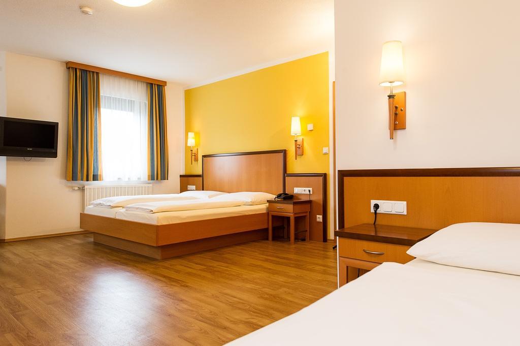 Gasthof Turmwirt Mürzhofen Pokoj fotografie